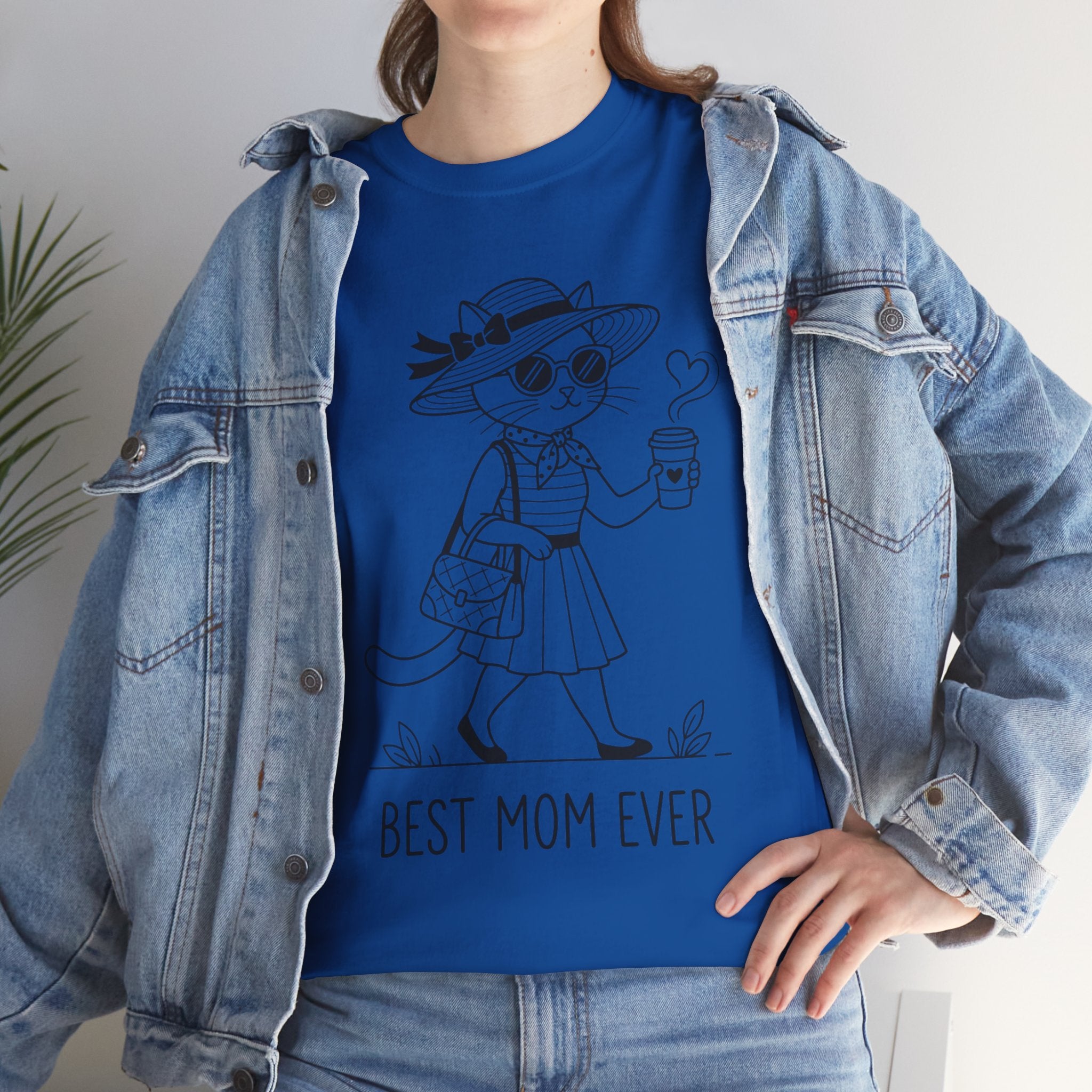 Best Mom Ever cat mom tee | Cute cat with sunglasses illustration