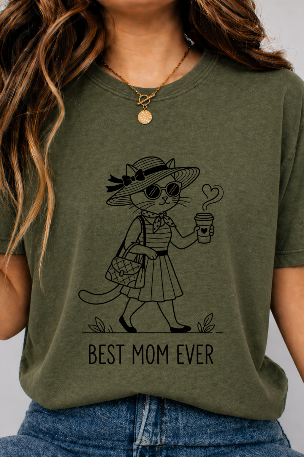 Best Mom Ever cat mom tee | Cute cat with sunglasses illustration